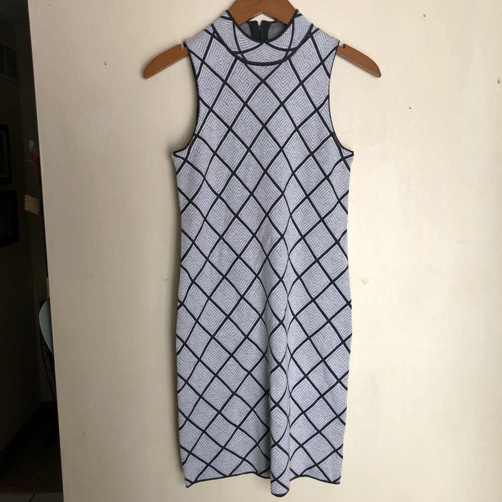 Romeo & Juliet Couture mock neck knit dress NWT - Picture 2 of 8